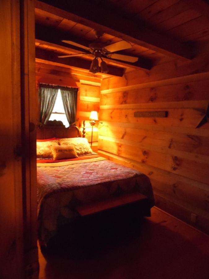 Fiddlers Roost B&B Cabins Galax Extérieur photo