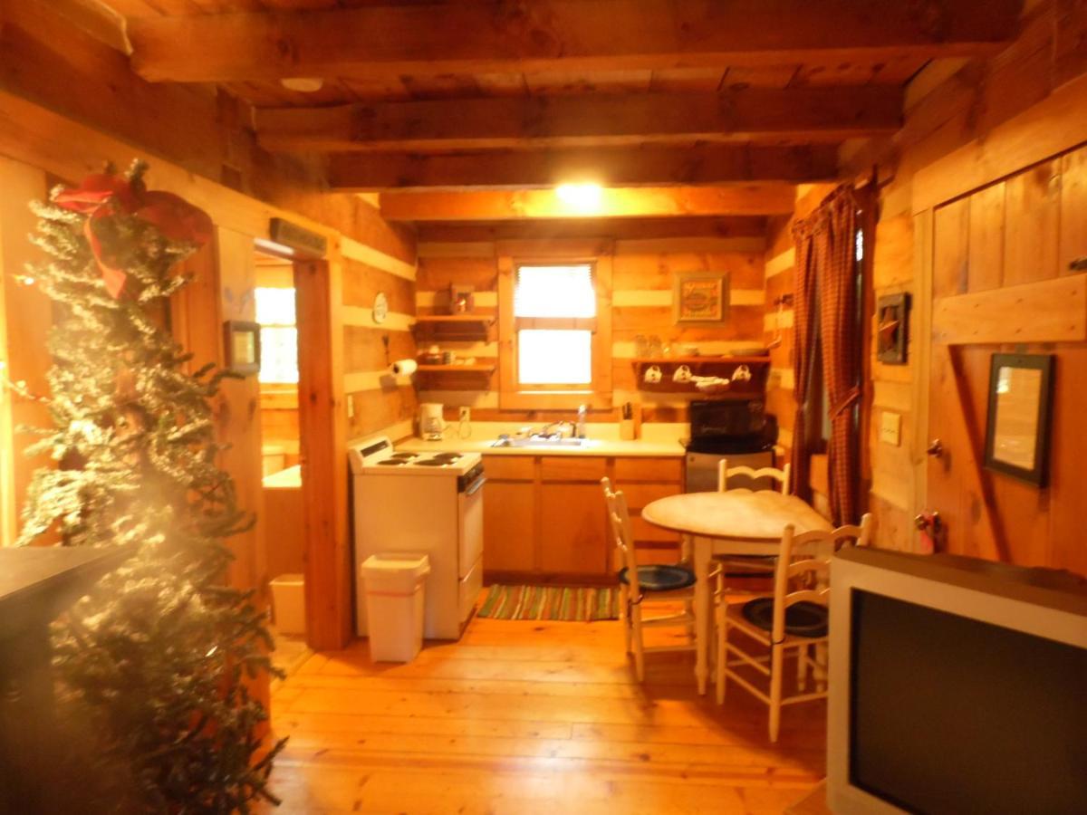 Fiddlers Roost B&B Cabins Galax Extérieur photo