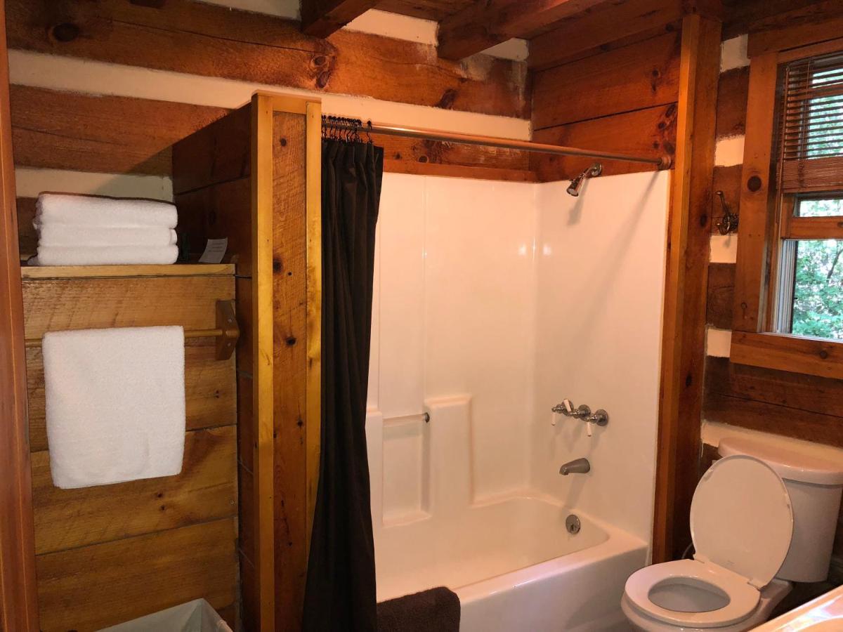 Fiddlers Roost B&B Cabins Galax Extérieur photo